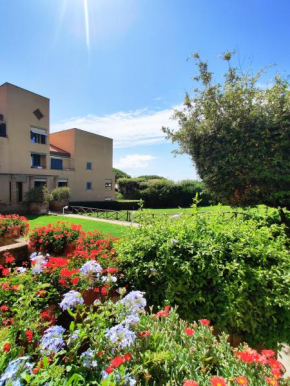 Holiday Homes Marina apartments